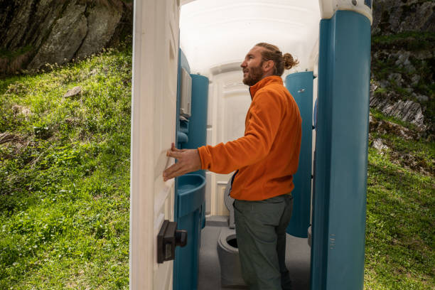 Porta potty rental for outdoor events in Andrews, IN